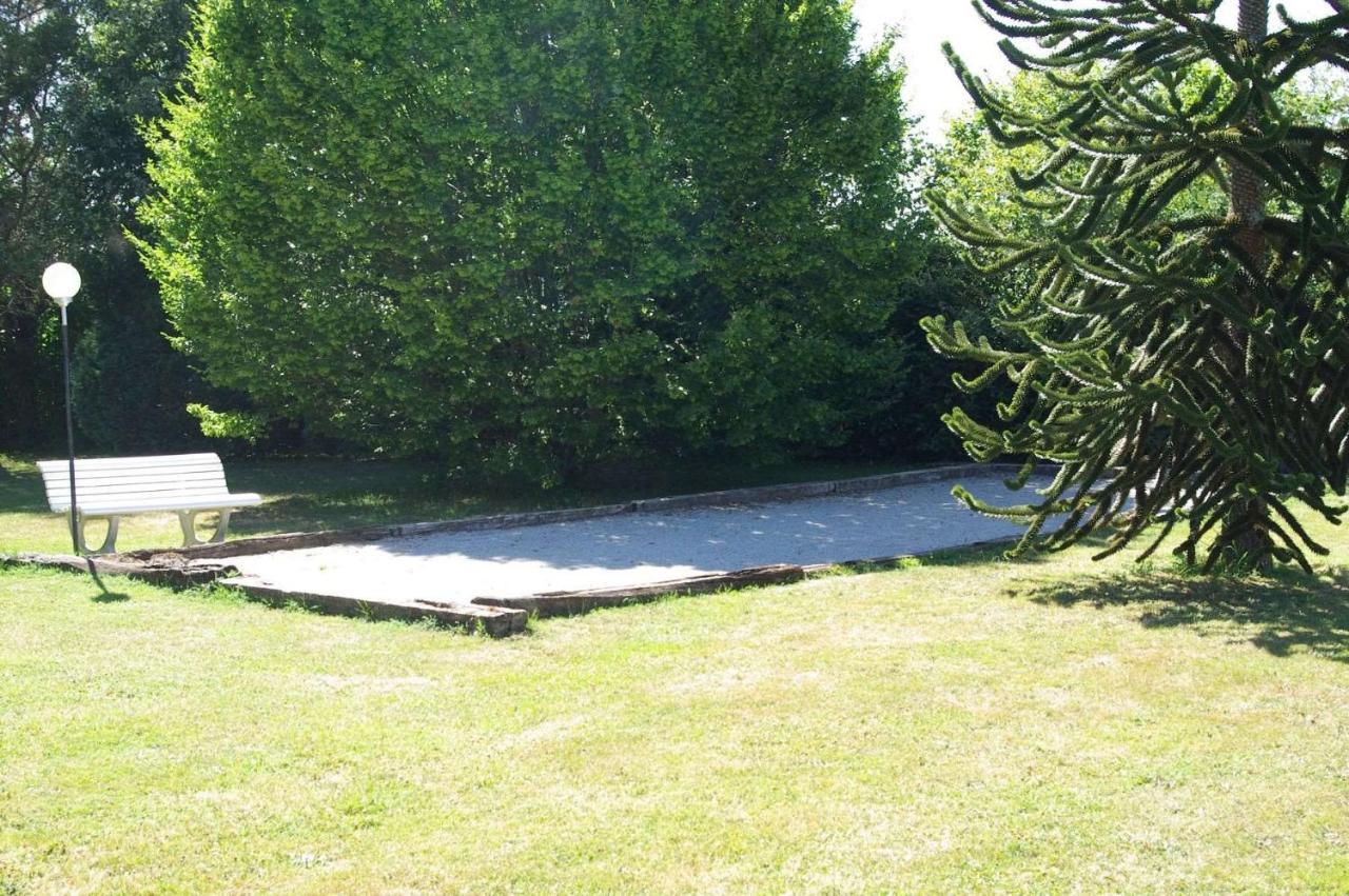 Saint-Priest-des-Champs A L'Oree Du Parc المظهر الخارجي الصورة